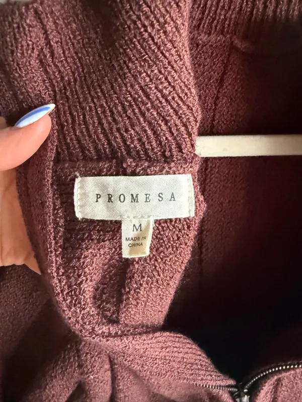 Prómesa sweater dress - Image 4