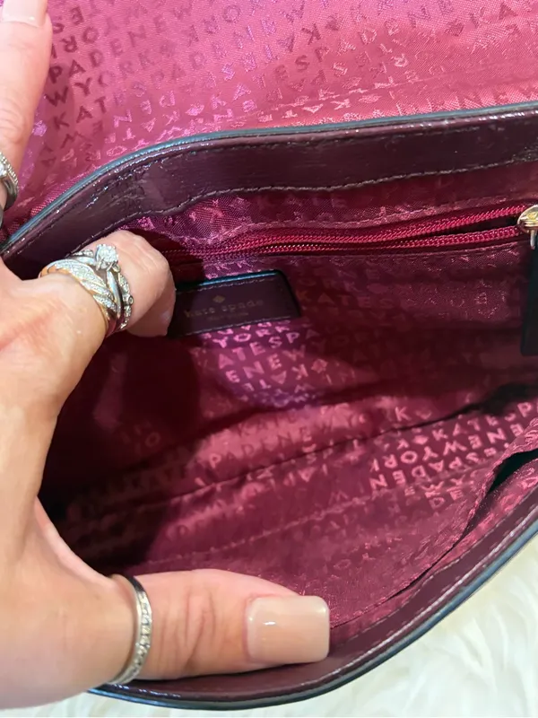 Kate Spade Patent Leather Crossbody Bag EUC - Image 5