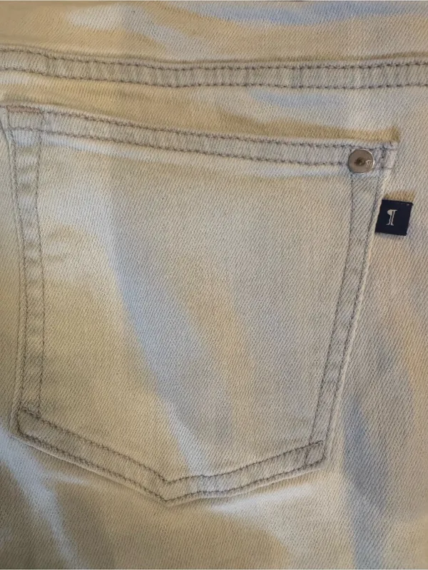 Anthropologie Pilcro Flare Jeans Light Wash Size 28 EUC - Image 8