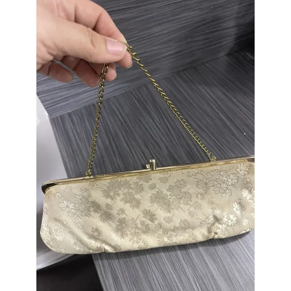 VTG St. Thomas Cream Colored Clutch Evening Purse - Image 5