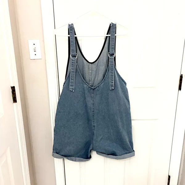 Greaidea Women’s High Roller Denim Shortalls in Light Blue - Image 7