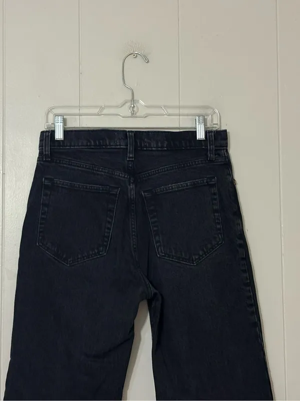 Abercrombie 90s Relaxed High Rise Distressed Black Jeans 28 / 6 - Image 8