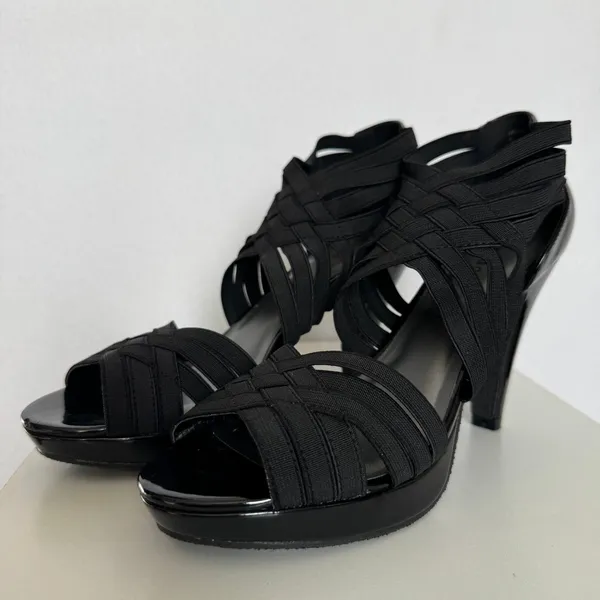 Madden Girl Kelltic Black Strappy Platform Heels 2010 Size 8 - Image 5