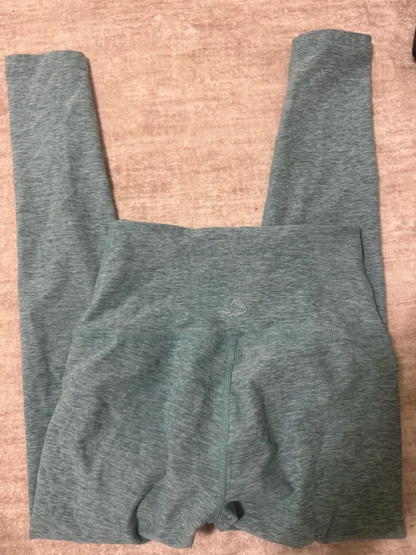Beyond yoga space dye leggings size xs - Image 4