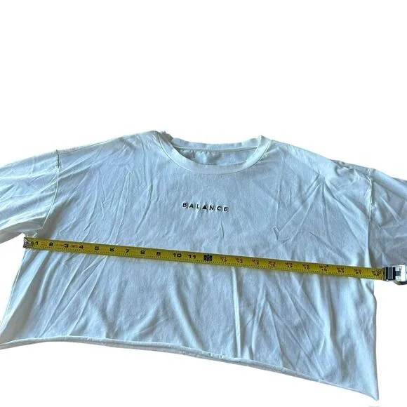 Vitality Balance Athletica Size M Oversized Crop Tee Shirt White Black Logo‎ Gym - Image 8