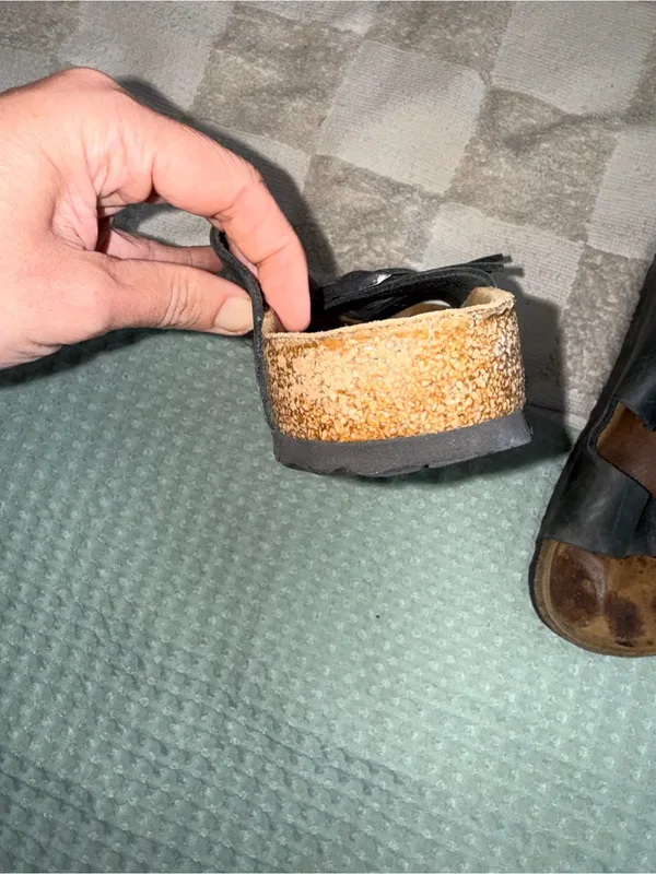 Birkenstock Arizona sandals in black size 39/8‎ - Image 4