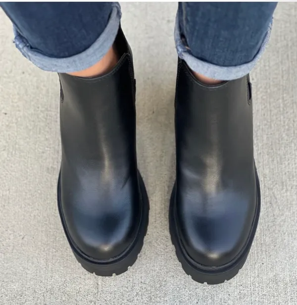 Soda Black Chunky Heel Ankle Bootie - Image 3