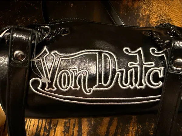 Von Dutch Black Barrel shoulder bag - Image 2