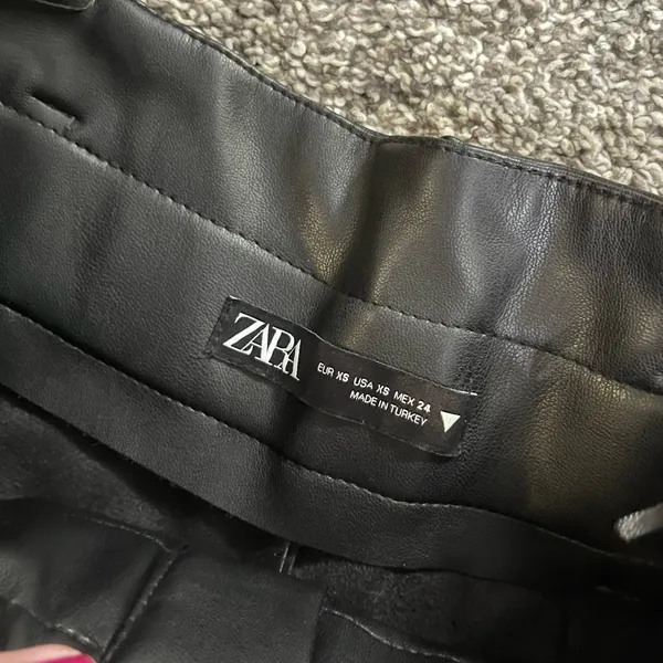 Zara Black faux Leather High Waisted Tie Belt Loop Shorts With Pockets XS - Image 2