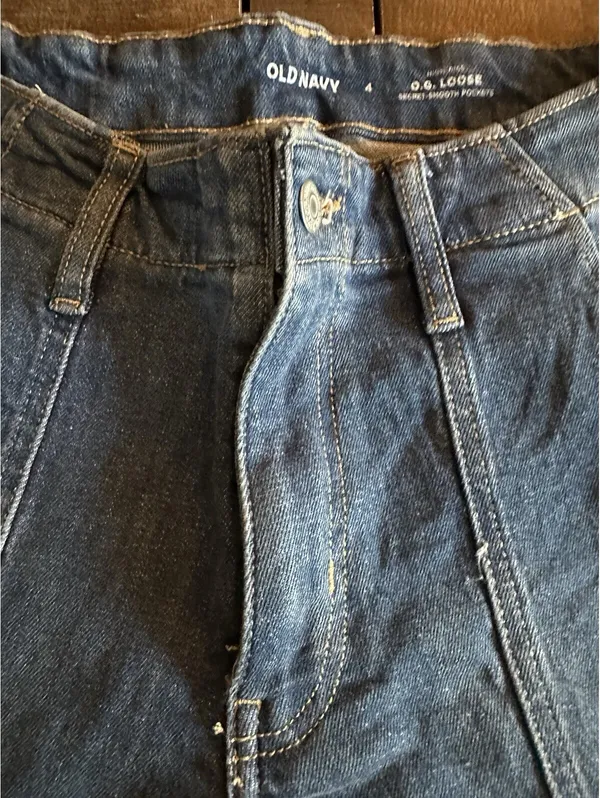 Old Navy O.G. Loose High-Rise Jeans Size 4 Woman - Image 3