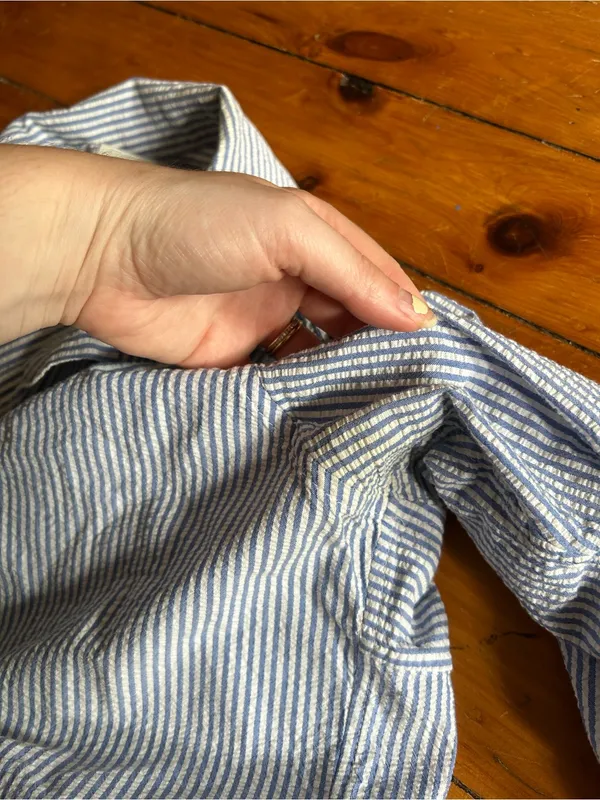 Jill Mogowan blue white striped button down shirt USA cotton small see stains - Image 10