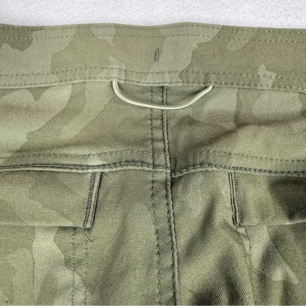 prAna Halle Jogger II ReZion Olive Camo Hiking Cargo Joggers Women’s 6 - Image 11
