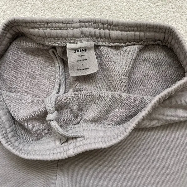 SKIMS grey cotton blend jersey shorts in grey - Image 6