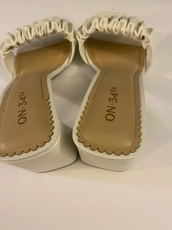 NW On 34th Ruched White Block Heel Mule - Image 2