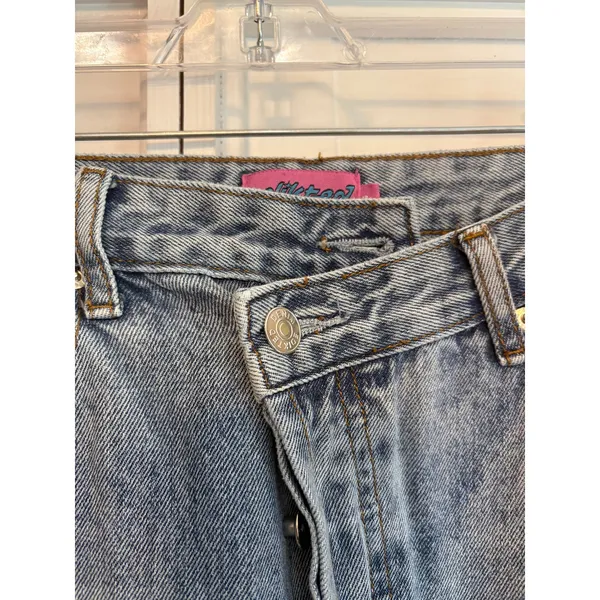 Edikted Crossover‎ Waist Jeans Size Small - Image 4