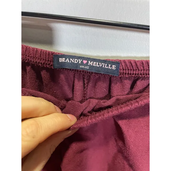 Brandy Melville Mini Skirt Womens Small Maroon Excellent Skater‎ Faux Suede - Image 3
