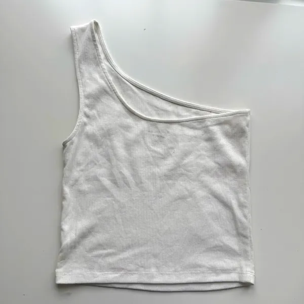American Eagle One-Shoulder Top Size Medium - Image 2