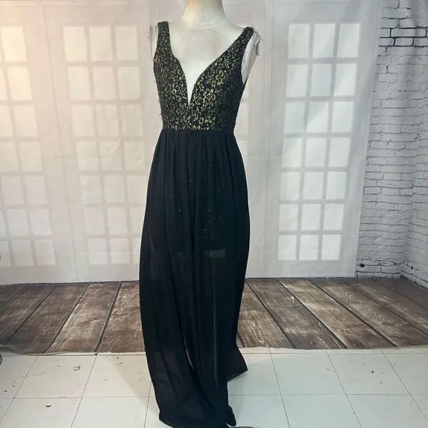 🔥5/$25 sale🔥 ark & co NWT black and gold bodycon mini with sheer black chiffon - Image 2