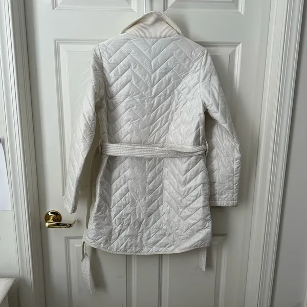 Athleta Mendocino Coat Zipper Front Belted Magnolia White Puffer Women’s Size XS - Image 2