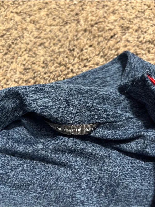 Oiselle Pullover size 8 - Image 2