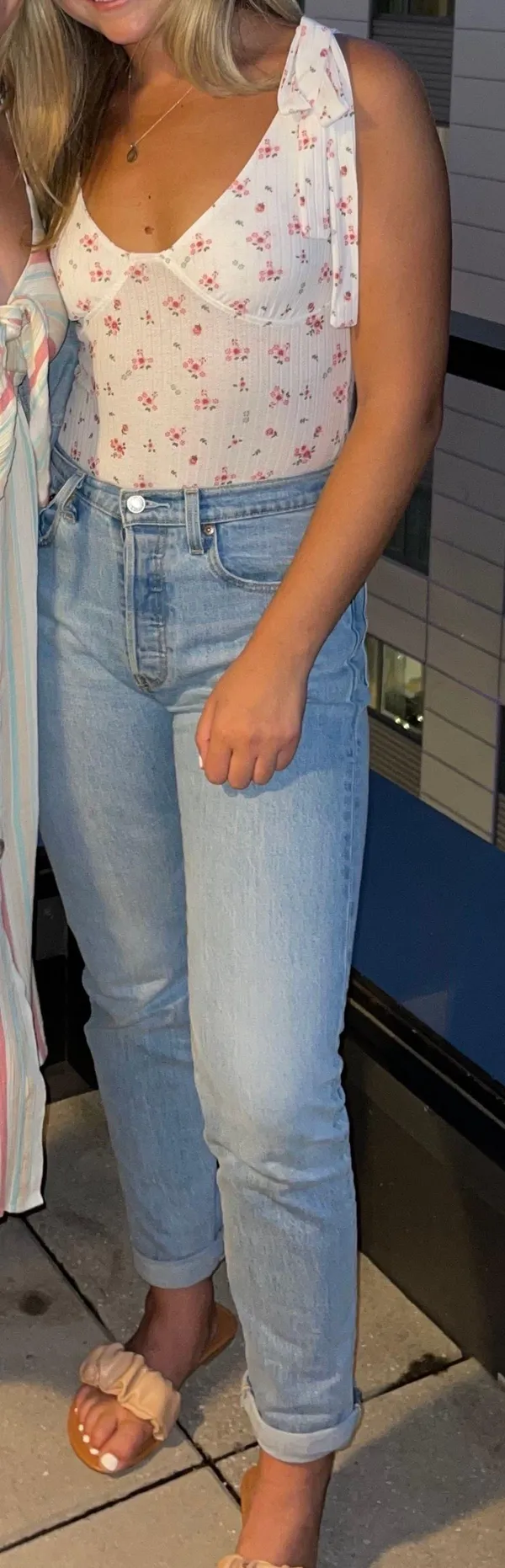 Levi's 501 Mid-Rise - Image 4