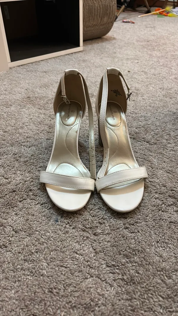 Bandolino Heels - Image 3