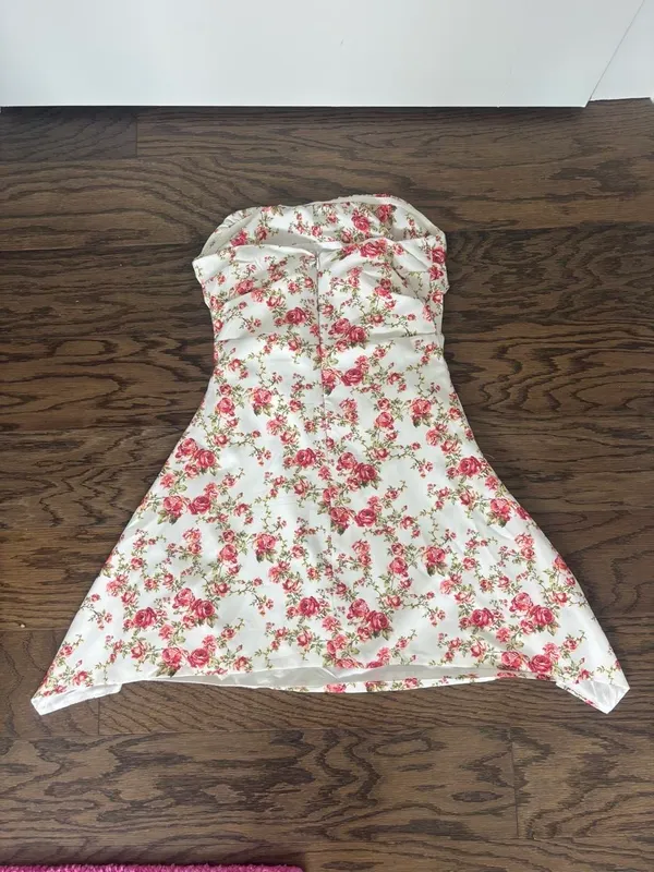Boutique Formal dress - Image 3