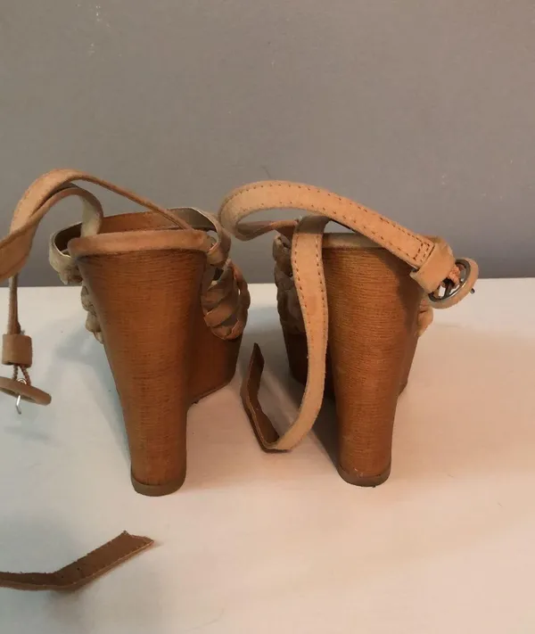 Heel Wedges Size 9 - Image 2