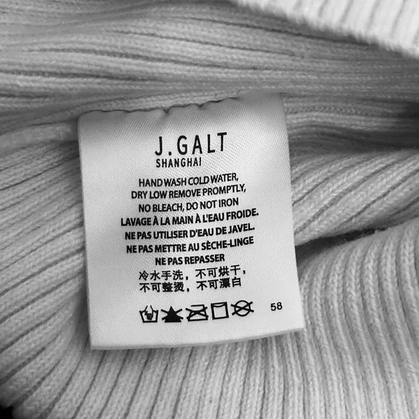 Brandy Melville John Galt White Ribbed V-Neck Button Front Long Sleeve Cardigan One Size - Image 5