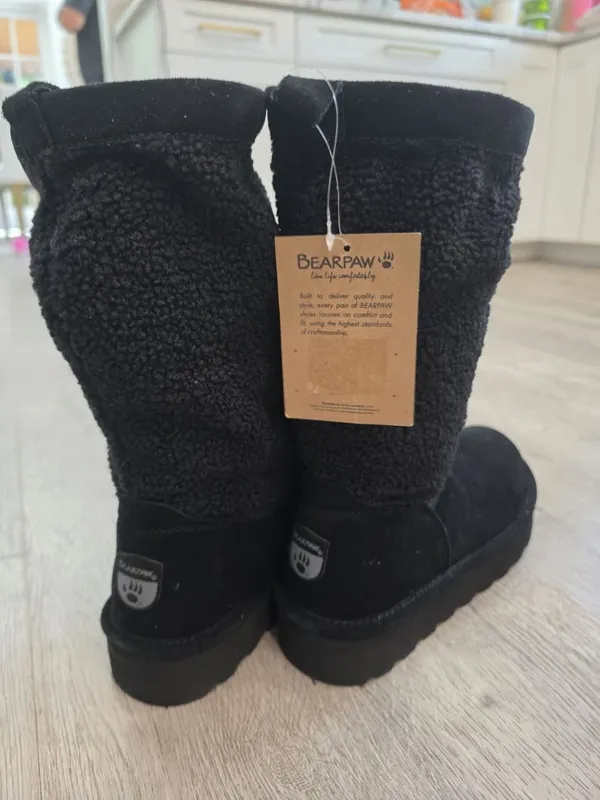 Bearpaw NWT Snuggle Murphy Platform Lo Boots Black Size 11W WIDE sherpa suede - Image 2