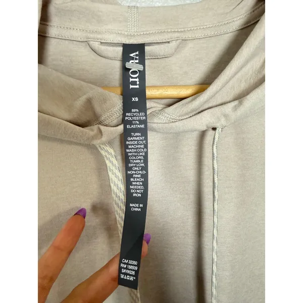 Vuori Halo‎ Essential Hoodie Womens XS Heather Grey Performance Pullover VW226 - Image 4