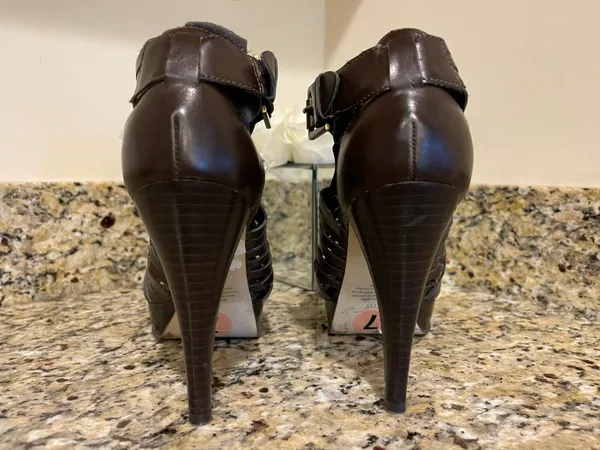 Heels - Image 9