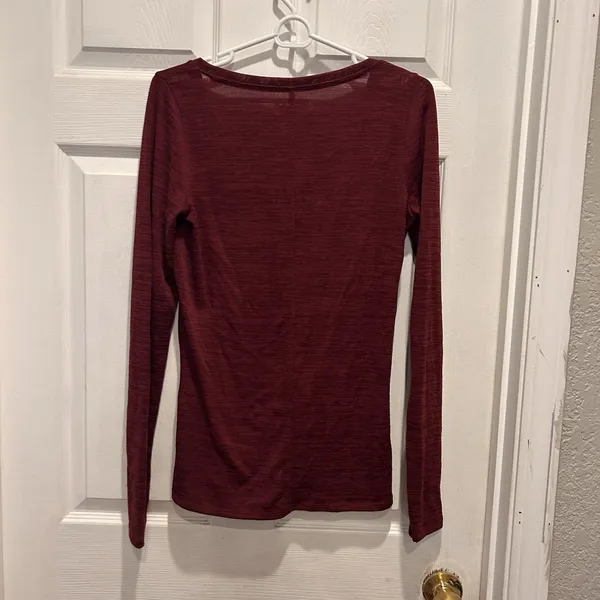 Abercrombie & Fitch Womens Burgundy V-Neck Long Sleeve‎ Slub Knit Tee Large - Image 5