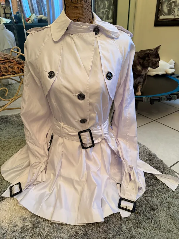 Beautiful jacket size fits XS/S 🩷 White - Image 5