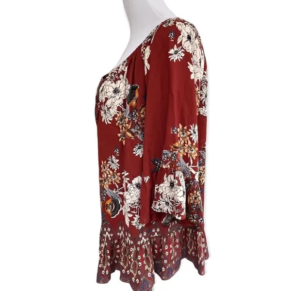 Lola P floral boho bell sleeve ruffle blouse M NWT - Image 2