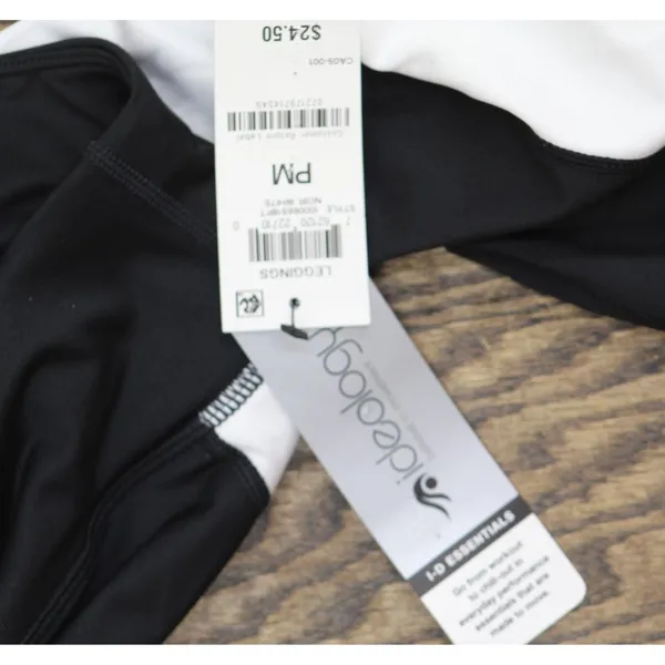 NWT Id Ideology Petite Colorblocked Cropped Capri Leggings Noir White / Black PM - Image 6