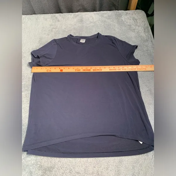 Athleta Navy Blue tee Shirt S/T - Image 4