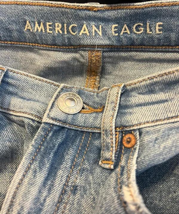 American Eagle Jeans - Image 4