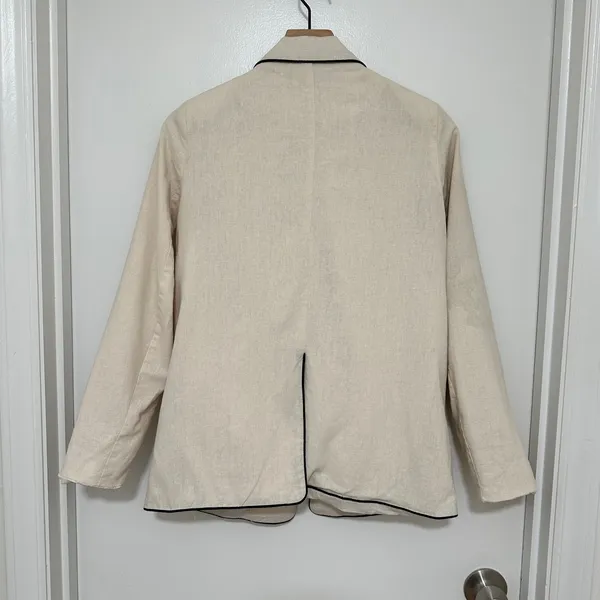 Tahari | Women's Linen Blend Cream Black Trim Business‎ Blazer Jacket, Size M - Image 2