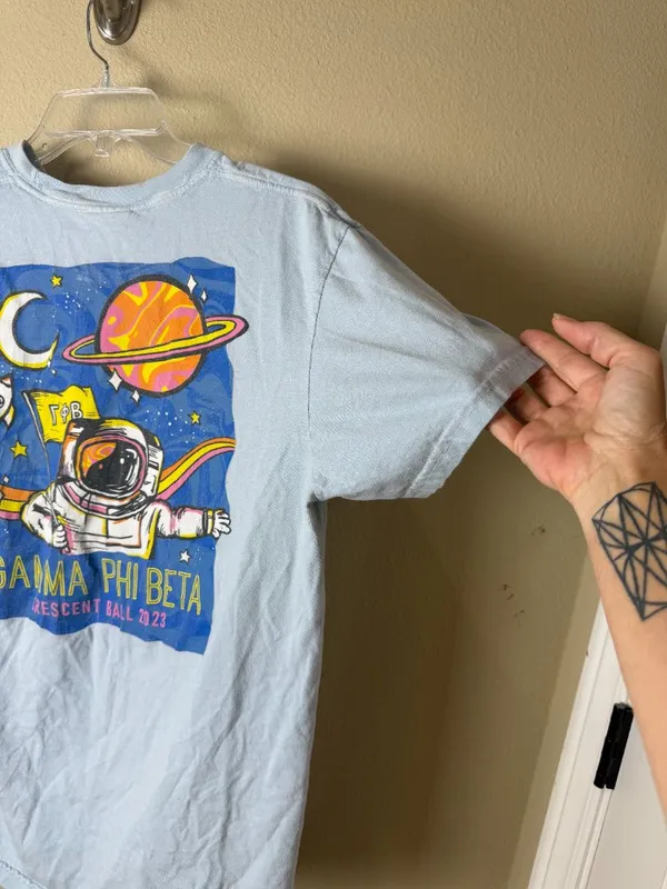 Gamma Phi Beta G Phi Crescent Ball 2023 Space Themed T Tee Shirt Size Medium - Image 5