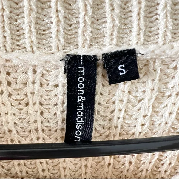 Moon & Maddison Cream Knit Sweater - Image 5