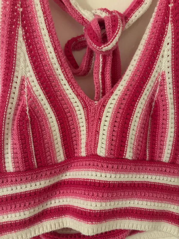 Pink halter top - Image 2