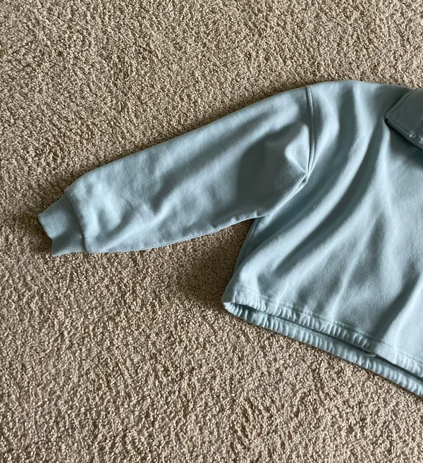 American Eagle Outfitters Cropped Sweatshirt - Image 2