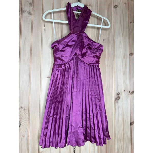 NWT Lulus Renlee Purple Halter Pleated Mini Dress Party Cocktail Night Out Sz S - Image 2