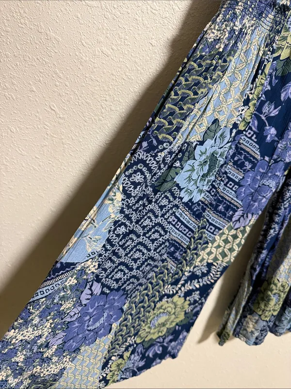Angie Blue Patchwork Floral Wide‎ Leg Boho Pants Smocked Size Small - Image 4