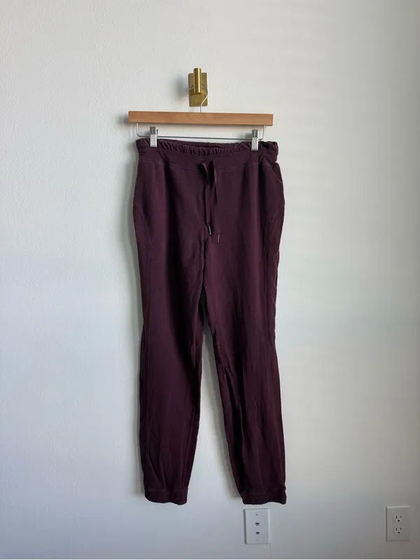 Lululemon Women's Jogger Sweatpants Plum Purple Drawstring Lounge Pants 6 - Image 5