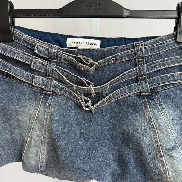 Almost Famous Hot Topic Y2K Bubble‎ Skirt Denim Mini Skirt XL Buckle Strap - Image 2