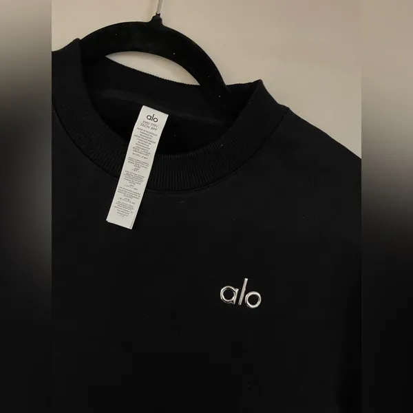 MNWT Alo Yoga Accolade Crew Neck Pullover Black Size XXS Oversized - Image 10