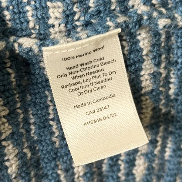 Talbots Merino Wool V Neck Cardigan Sweater Texture Plaid Blue White Size Medium - Image 10