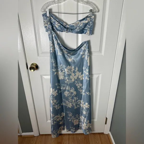 Reformation Vivi Silk Dress in Aliso Blue Floral 8 - Image 5